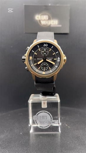 IWC - Aquatimer Chronograph - IW379503 - Blk - Fullset - 85%New - 達爾文探險之旅 - 特別版 - 青銅錶殼 - 自動上鏈 - 黑色橡膠錶帶 - 44mm - 日期顯示 - HK$ 29,800 AE / 匯豐 / 恆生 / 中銀 / 渣打 / 東亞/ 中信 / Citi Bank 分期 ***$ 911 x 36個月*** AE / VISA / MASTER / CUP (2.5%)手續費 Club Watch Lux有詳細講解呢個系列嘅錶，如果大家有興趣請click入下面呢條Link 👇🏻 https://clubwatchlux.com/萬國錶-iwc-的海洋勇者-iwc-aquatimer-chronograph-edition-expedition-charles-darwin-iw379503-完整/?fbclid=IwZXh0bgNhZW0CMTEAc3J0YwZhcHBfaWQPNDM3NjI2MzE2OTczNzg4AAEevycJ_xV2qdjTzDT6EOUKKd9p6YJxsSrWmSg7rx