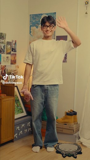 Bonnie's Stylish Outfit Inspiration with Jellycat Bunny