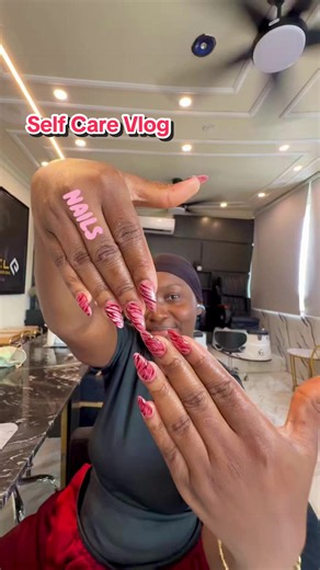 SELF-CARE days can be quite tiring, and that’s why I choose @Luxury Salon and Spa in Accra Ezel Luxury Salon & Spa! They REALLY pampered me! 🥹 Can we talk about them cleaning my slippers?! 🥹 It was such a simple gesture, but it made me feel so seen. 💅🏽✨ 📍 Oyarifa, Accra 📞 0539955166 / 0536682990 What’s the most thoughtful thing a service provider has ever done for you? Tell me in the comments! ❤️ #selfcare #maintenancevlog