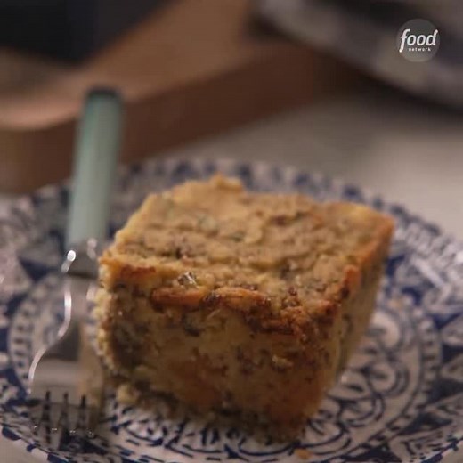 Next up….. Southern Gizzard Dressing! Miss Browns Southern Dressing Ingredients Cornbread: Nonstick cooking spray, for greasing 2 cups yellow cornmeal 2 cups all-purpose flour 1 teaspoon baking soda 1 teaspoon kosher salt 3 sticks (1 1/2 cups) unsalted butter, melted and cooled to room temperature 2 cups buttermilk 3 large eggs Dressing: Nonstick cooking spray, for greasing 1 small sweet onion, roughly chopped 2 celery stalks, roughly chopped 1 green bell pepper, seeded and roughly chopped 1 cup