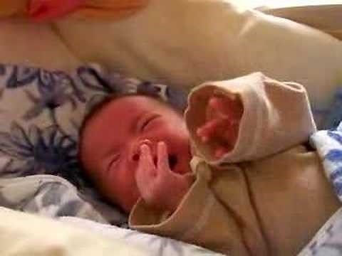 赤ちゃん 鳴き声