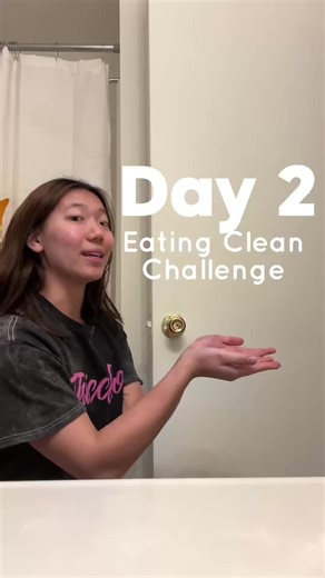 Day 2 of Eating Clean!! I was tempted by cake but prevailed 🙂‍↕️ #eatinghealthy #eatinghabits #overeating