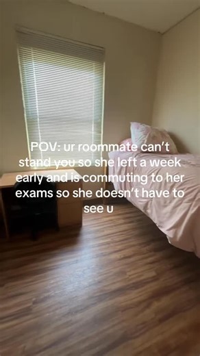 Dorm Vibes on Instagram: "She’s so real #dorm #dormlife #dormvibe #roommates #uni #college #students #studentlife #student #unilife #collegelife 📹tencylynnnnn"