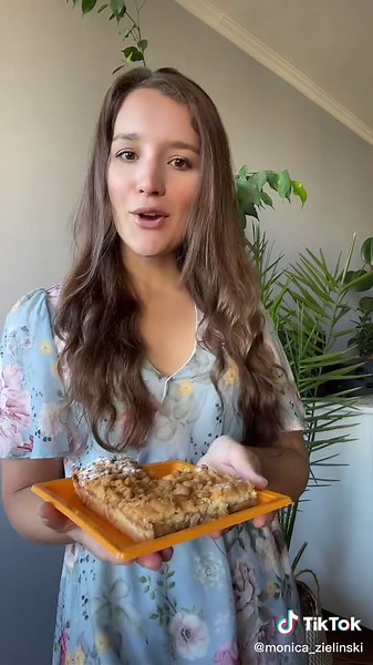 Delicious Apple Pie Recipe from Poland