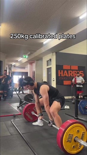 Iron Plates vs. Calibrated Plates: The Weightlifting Debate