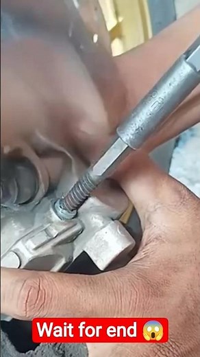 🔧 Easy Broken Screw Removal Trick | Best Screw Extractor Tool 🛠️ #mechanic #tools