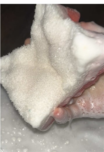 Ultimate Sponge Squeeze ASMR: Rinse and Relax