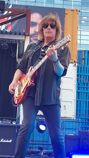 55K views · 500 reactions | Stone Temple Pilots 6/12/24 | Rock N Roll Experience | Facebook