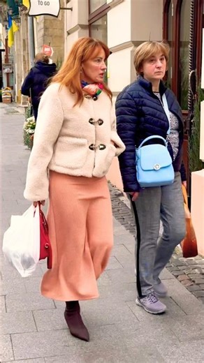 Осіння погода. Львів центр, мода. #львівплощаринок