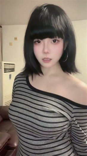 Cute Plus-Size Short Hair Outfit Look for Stylish Girls