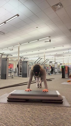 Effective Step Platform Exercises for Full-Body Fitness