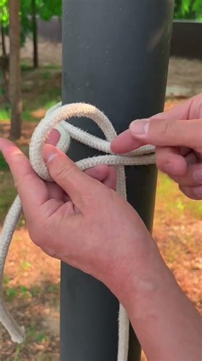 Practical and strong double knot