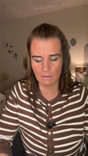 📌 Regler for live-gruppen For at sikre en tryg og overskuelig handel for både kunder og os, gælder følgende regler: 💳 Betaling • Betaling skal ske senest 48 timer efter købet • Der tilbydes ingen kredit i opstartsperioden • Manglende betaling medfører annullering af ordren 📦 Afsendelse • Dine varer kan afsendes hver dag, dog har vi lukket mandag og i weekenden. Fragt betales først når du beder om afsendelse • Du må gerne gemme dine varer så du sparer fragt 🚚 Fragtpriser • Pakkeshop: 49 kr • 