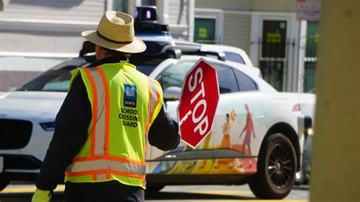 SF officials meet with Waymo to discuss school crossing guards' safety concerns