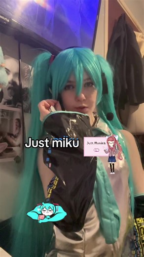 I’m watching twd and I am in love with Daryl Dixon and I need to learn how to fight like merle bro #twd #miku #cosplay #overwatch