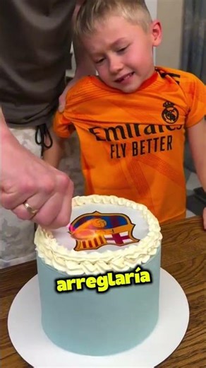 He burned the birthday cake and then this happened 🎂🔥