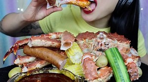 ❤️SAS❤️ on Instagram: "ASMR EATING SOUNDS. Whole king crab with seafood sauce. Link in bio 👆for the full yummy video 😅. The recipe to this sauce is up on my YouTube channel @sasvlogss . . . . #asmr #asmrfood #eatingsound #kingcrab #seafoodboil #seafoodsauce #sogood #youtube"