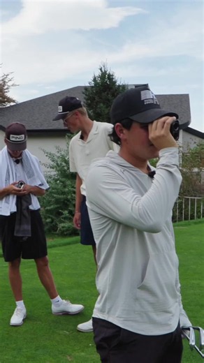 Guy plays the course every day and doesn’t know the yardages