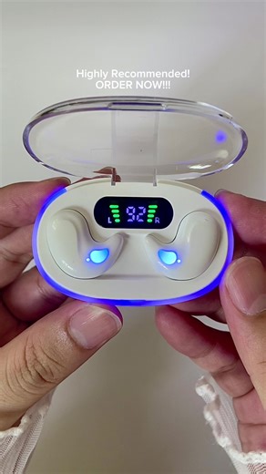 Earphones na designed talaga para sa shape ng ating mga tenga, ang ganda bhie!!! 😍😍😍 #x55sleepingearbuds #xyy3chotsale #invisblesleepwirelessearphone #x55invisiblesleepwireless #invisiblesleepbluetoothearbuds #earbuds #earphones #earphone #sleepearbuds #wirelessearphone #wirelessearphones #wirelessearbuds #bluetoothearphone #bluetoothearphones #bluetoothearbuds #fyp #fypシ゚ #fypシ゚viral #foryou #foryoupage #tiktokaffiliate #TikTokShop #tiktokmarket #affiliate #smallaffiliate #tiktoksmallaffilia