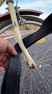 This is GENIUS. This Knot Trick to Install a Bicycle Inner Tube Fast! #craftlife #tips #lifehacks #diyprojects #handmade #diyideas #connection #ideas #usa #crafts #creative | Vanke Bulb