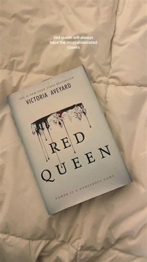 i first read this series when I was 14 and nearly 10 years later I still think about it, can’t wait to read tempest when it comes out @VictoriaAveyard #redqueen #BookTok #book