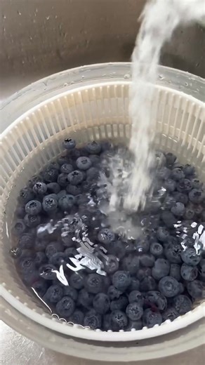 This 2-ingredient blueberry chia jam is quick, healthy, and naturally sweetened. An easy homemade chia seed jam perfect for toast, oatmeal, yogurt, or meal prep Recipe: https://tastegreatfoodie.com/2-ingredient-blueberry-chia-jam/ #ChiaJam #BlueberryJam #HealthyJam #TwoIngredientRecipe #NoSugarAdded #EasyRecipes #HealthyBreakfast #MealPrepIdeas #HomemadeJam | Tastegreatfoodie