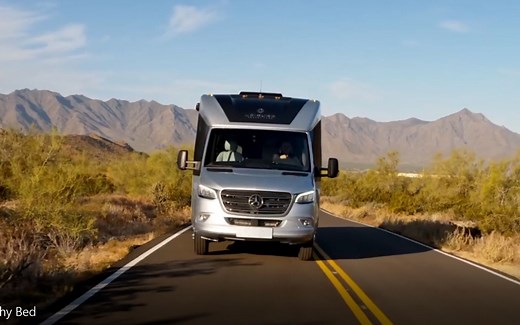 2020 奔驰Unity Murphy Bed 房车（中英双语字幕）