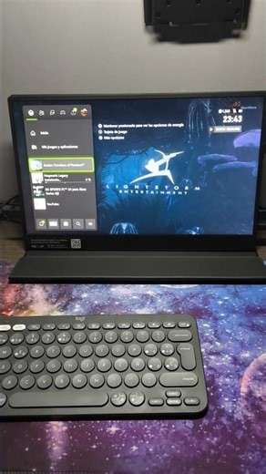 Gaming on a Portable Monitor YoDoit #gaming #gamer