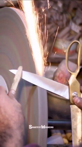 Restoring Gold Scissors: The Art of Precision Sharpening