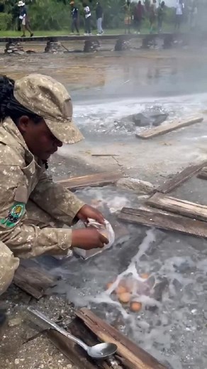 12K views · 7.7K reactions | Can you explain geothermal hot springs? Njẹ ẹ le ṣàlàyé odò olooru-ilẹ | Science in Yoruba | Facebook