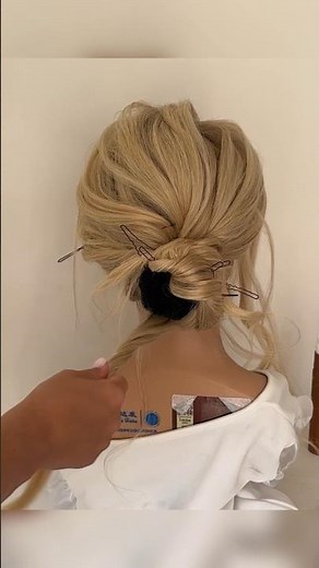 Modern Texturised Bun Tutorial | Easy and Stylish Updo Hairstyle