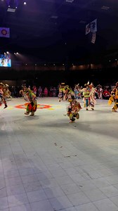 Grass Dancing - Gathering of Nations Pow Wow | PowWows.com