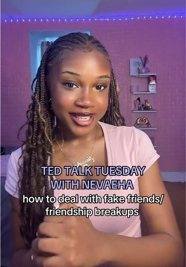 Ted Talk Tuesday with @𝐍𝐄𝐕𝐀𝐄𝐇𝐀ᥫ᭡ where she is sharing how to deal with fake friends/ friendship breakups! This one was highly requested so leave any more questions you have in the comment#glowhouse#glowhouseedtalktuesday