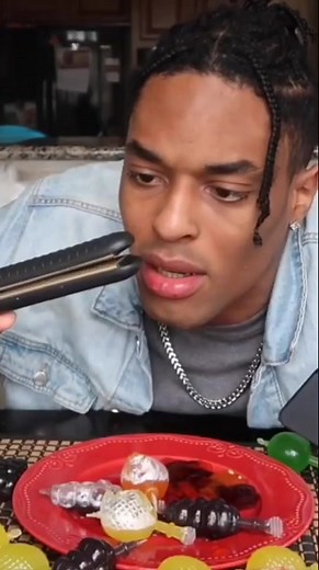 I tried Jelly Fruit ASMR 🍇 🎙 #jellyfruit #fruitjelly #asmr | full vid on Y0utubeè! channel: leethe4th