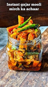 704K views · 1.6K reactions | Gajar mooli mirch ka achaar Ingredients- 2 carrot 2 radish 15-16 green chillies 2 inch ginger 2 tbsp yellow mustard seeds 1 tbsp black mustard seeds 12-15 black pepper corns 1 tsp cumin seeds 1/2 tsp Fenugreek seeds 2 tbsp coriander seeds 1 tbsp fennel seeds 1 tsp ajwain 1 tsp nigella seeds 1/2 tsp turmeric powder 2 tbsp red chilli powder 1 cup mustard oil 1 tsp asafoetida 2-3 tbsp white vinegar Salt to taste | Kitchen Flames | Facebook