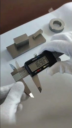 How to use digital caliper to measure step?