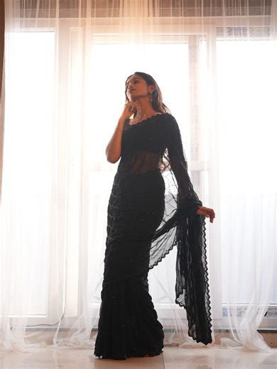 HANSIKA SUDHABATTHULA✨ | ~Me & my never ending saree love!🫠 Saree : @sareesagaofficial . . . #instagood #instagram #trending #explorepage✨ #pic | Instagram