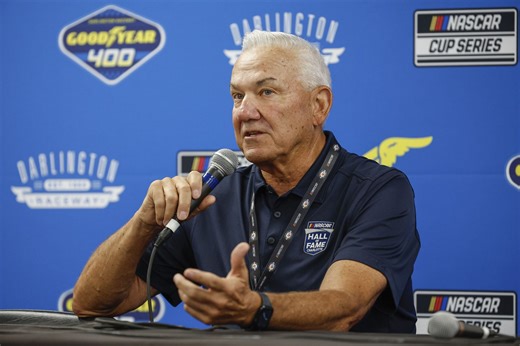 “Joe Gibbs is a persuasive person”: When Dale Jarrett opened up on choosing a ‘football coach’ over the historic Wood Brothers Racing