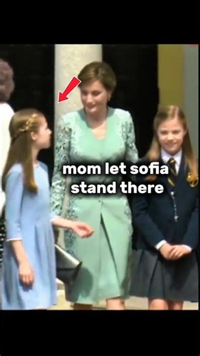 Princess leonor break protocol for infanta sofia#leonor#infantasofia#shorts