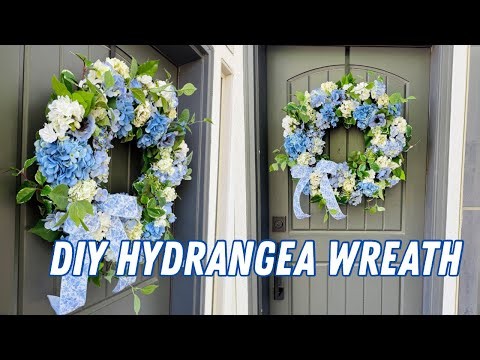 How to Make Large Blue and White Hydrangea Wreath
