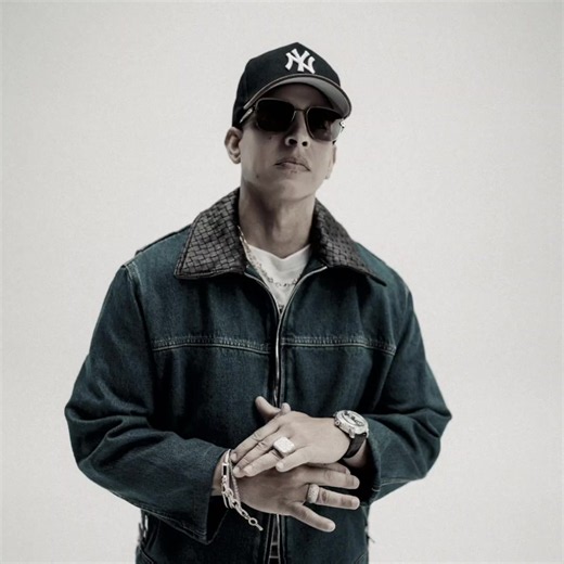 SOLAS REMIX - Daddy Yankee, Anuel AA, Zion & Lennox, Farruko, Wisin