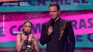 Mara Maravilha on Instagram: "Adorei a ideia! @tatawerneck é uma querida e brilhou apresentando o “Prêmio Multishow” ao lado do @tadeuschmidt E vocês?! Sentem saudades de um show meu? Enquanto isso, podem ouvir meus sucessos nas plataformas digitais! Aproveitem e me contem nos comentários quais músicas minhas não podem faltar na sua playlist!♥️"