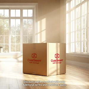 Get your 1st month free & up to 40%* off storage for the new year. | CubeSmart Self Storage