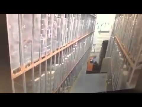 Reach racking collapse