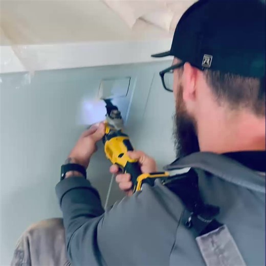 Efficient Electrical Solutions for Island Receptacles
