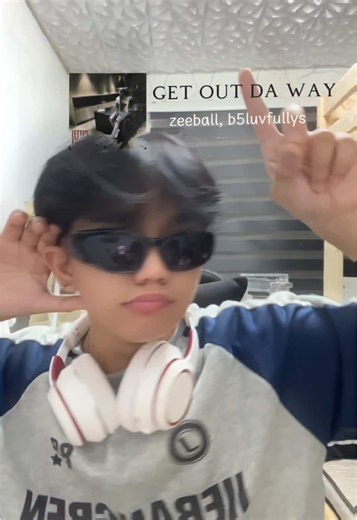 GET OUT DA WAY | 🎵 zeeball & b5luvfullys #spotifyrecommendations #songrecommendations #music #fyp #musicreaction #NewMusic #spotifysong #phonkedit #tiktokproducer #funkotiktok #Music