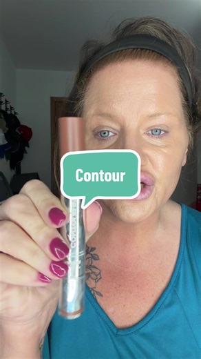 Mastering Contour Techniques for Flawless Makeup