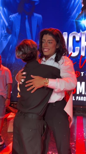 Video de Gabriela (@gabriela_justme) relacionado con “Michael Jackson”