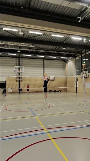 Serve pass and setting training in professional volleyball