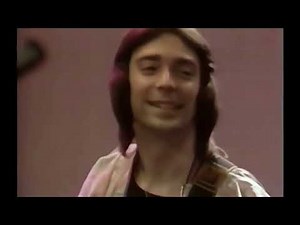 Genesis - The Mike Douglas show (1977) (HD)